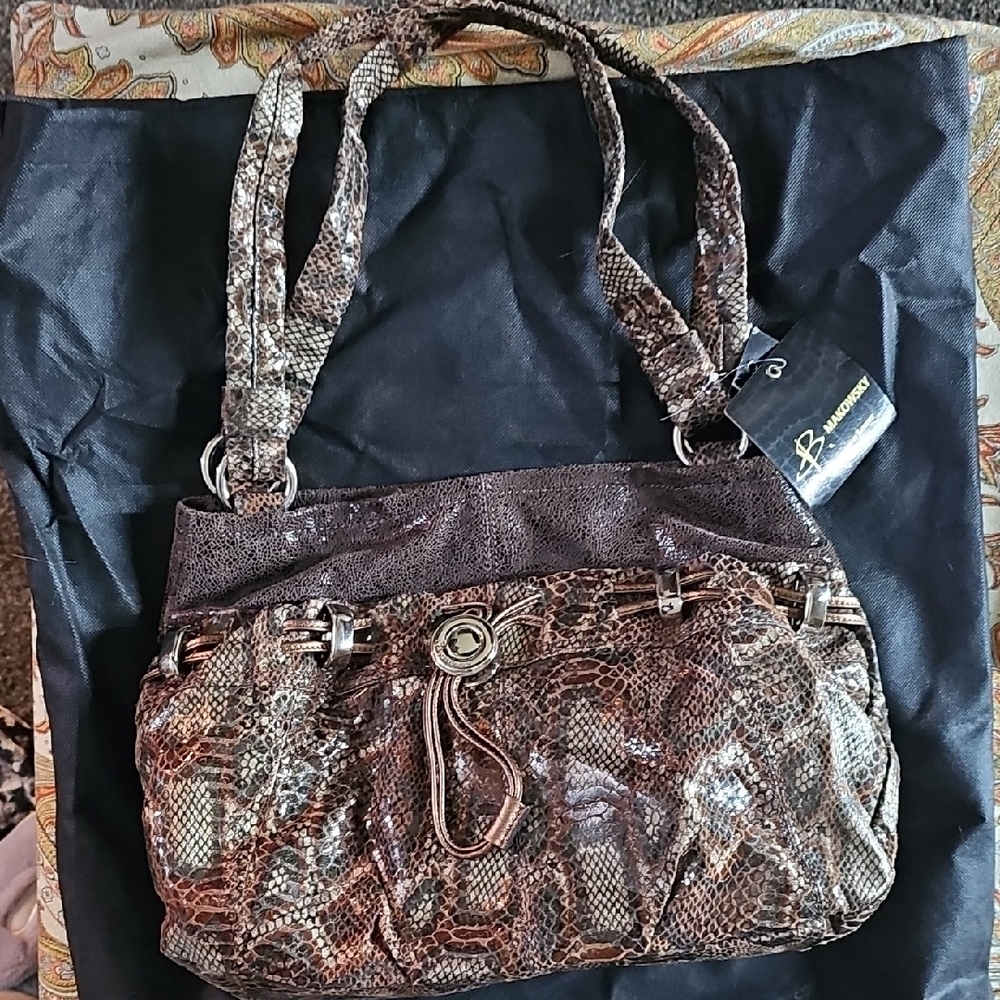 B Makowski Elegant Snakeskin Patterned Handbag